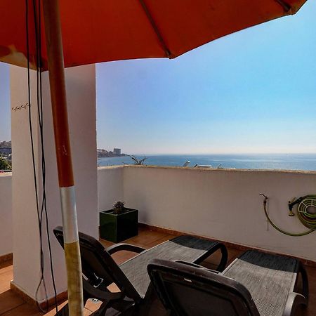 082 - Stunning Sea Views Beachfront Apartment 贝纳尔马德纳 外观 照片