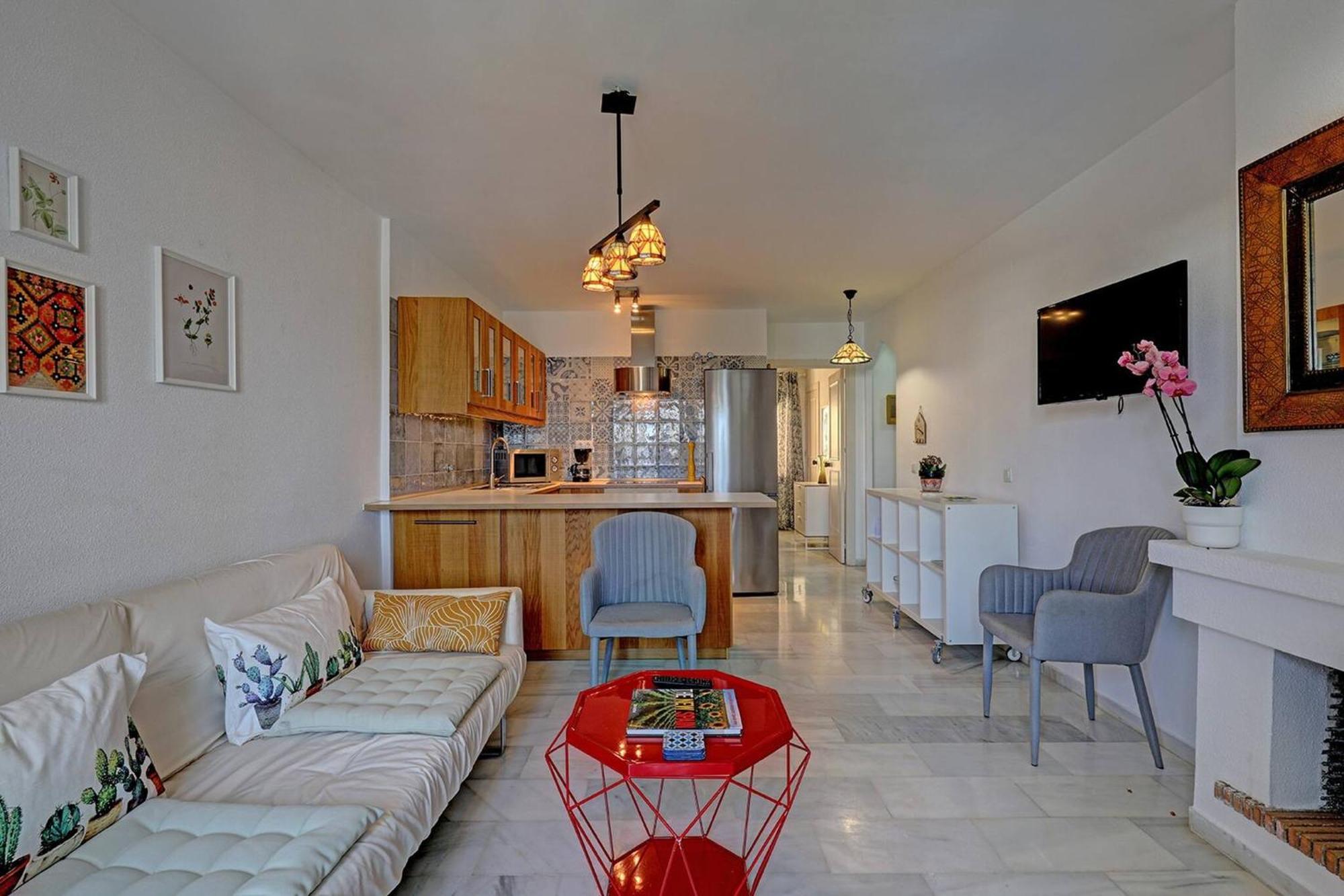 082 - Stunning Sea Views Beachfront Apartment 贝纳尔马德纳 外观 照片
