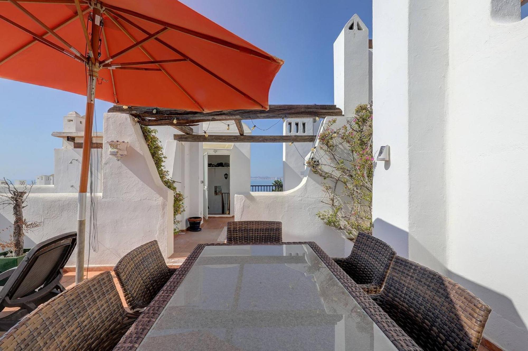 082 - Stunning Sea Views Beachfront Apartment 贝纳尔马德纳 外观 照片